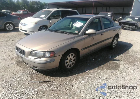 2001 Volvo S60 2.4 A/2.4 A Sr/2.4 M from USA, damaged, VIN YV1RS61R312074885